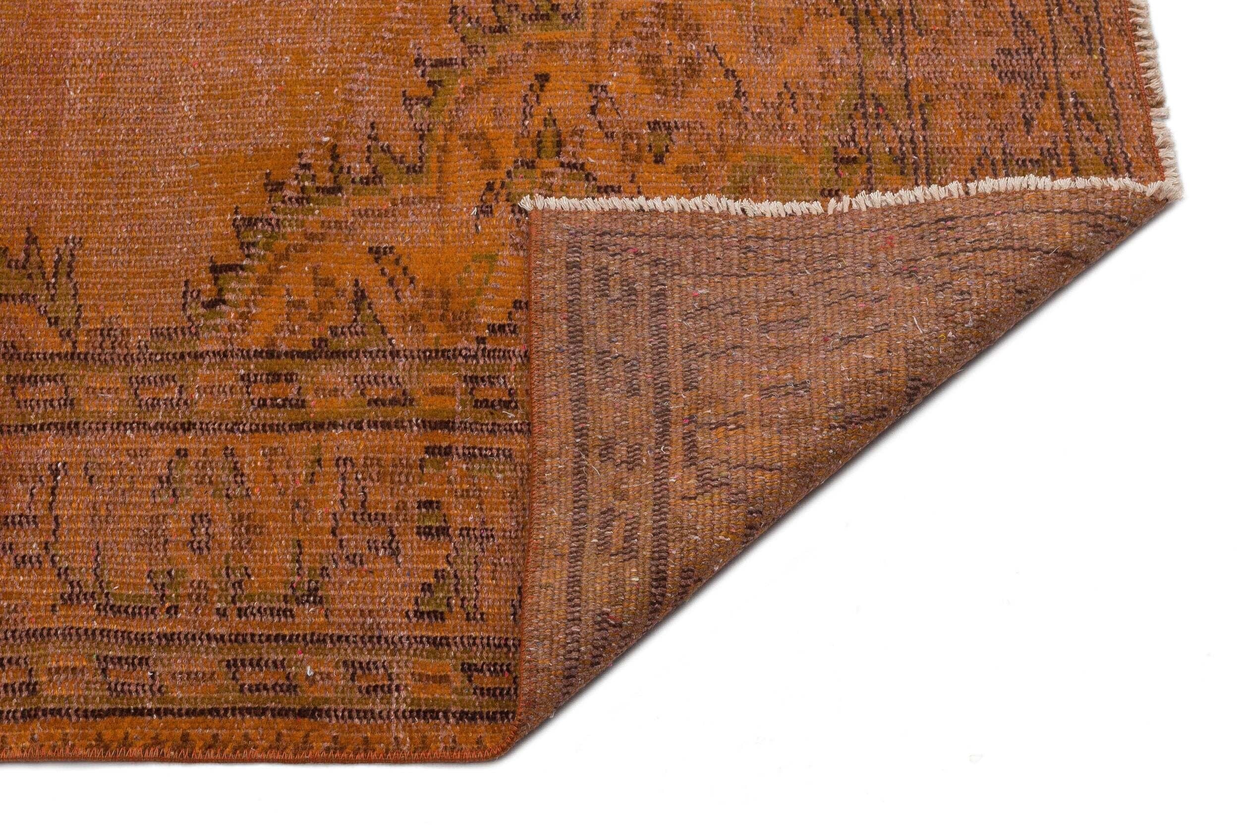 Tritaon - Vintage Distressed Rug - 5'7 X 8'9