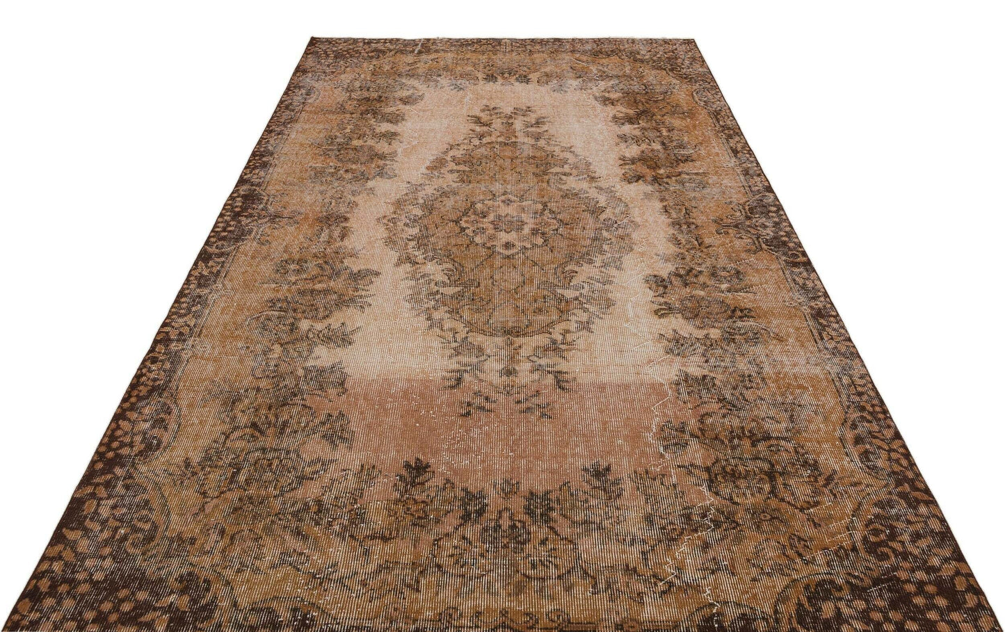Loleil - Vintage Medallion Rug - 5'10 X 9'7