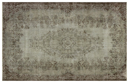 Load image 1 in gallery view. Kigoos - Vintage Medallion Rug - 5'7 X 8'8