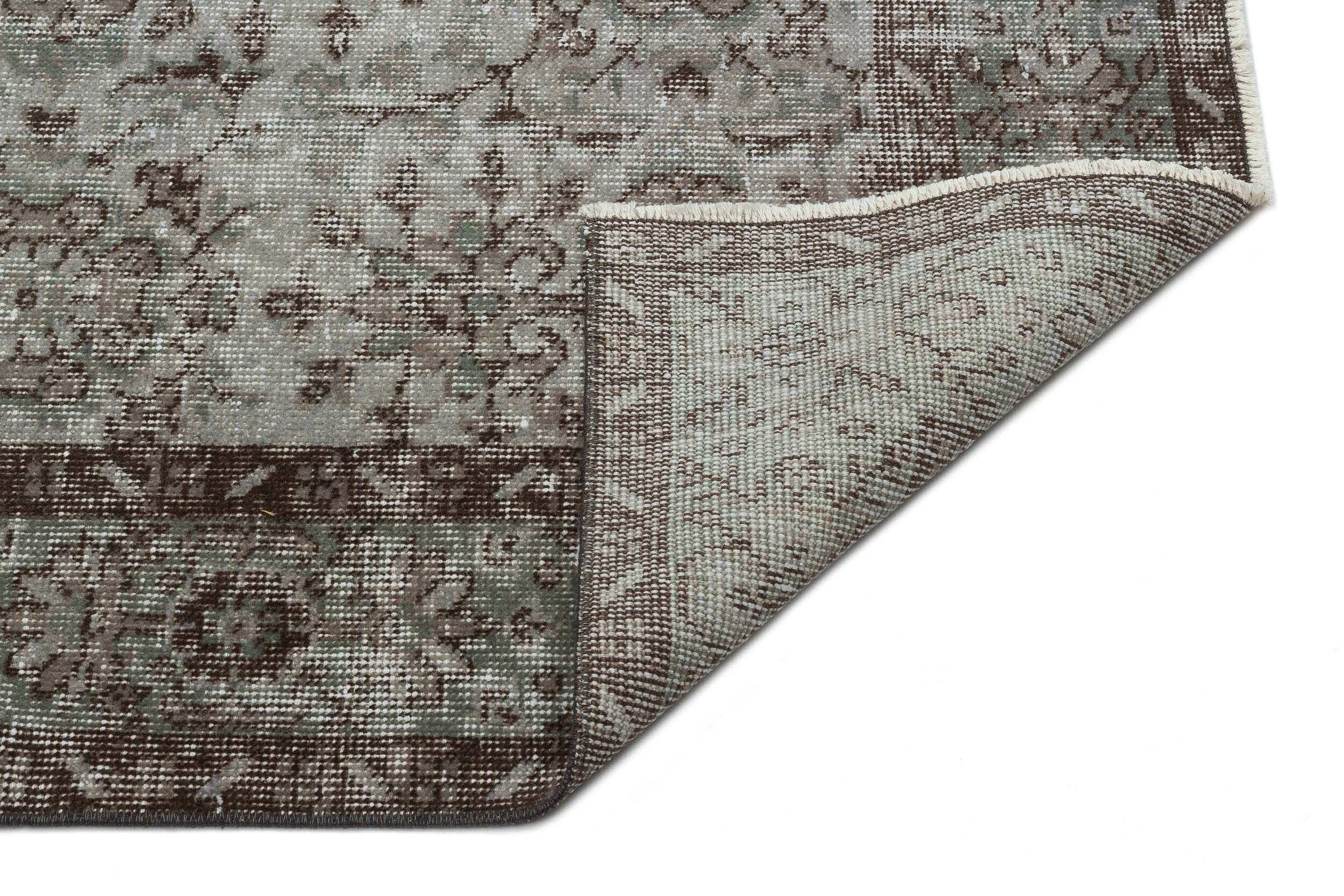 Shios - Vintage Distressed Rug - 5'8 X 9'9