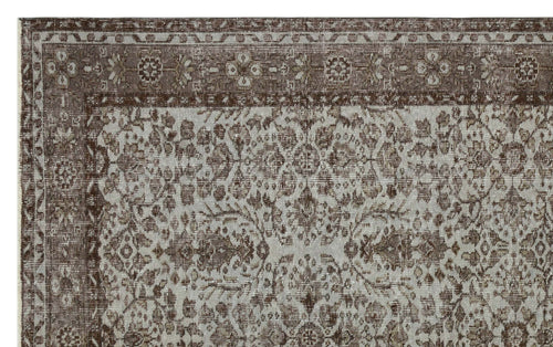 Load image 1 in gallery view. Godiya - Vintage Floral Rug - 5'7 X 8'10