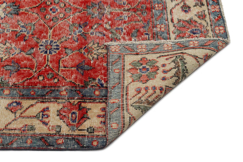 Load image 1 in gallery view. Gluor - Vintage Floral Rug - 5'2 X 8'10