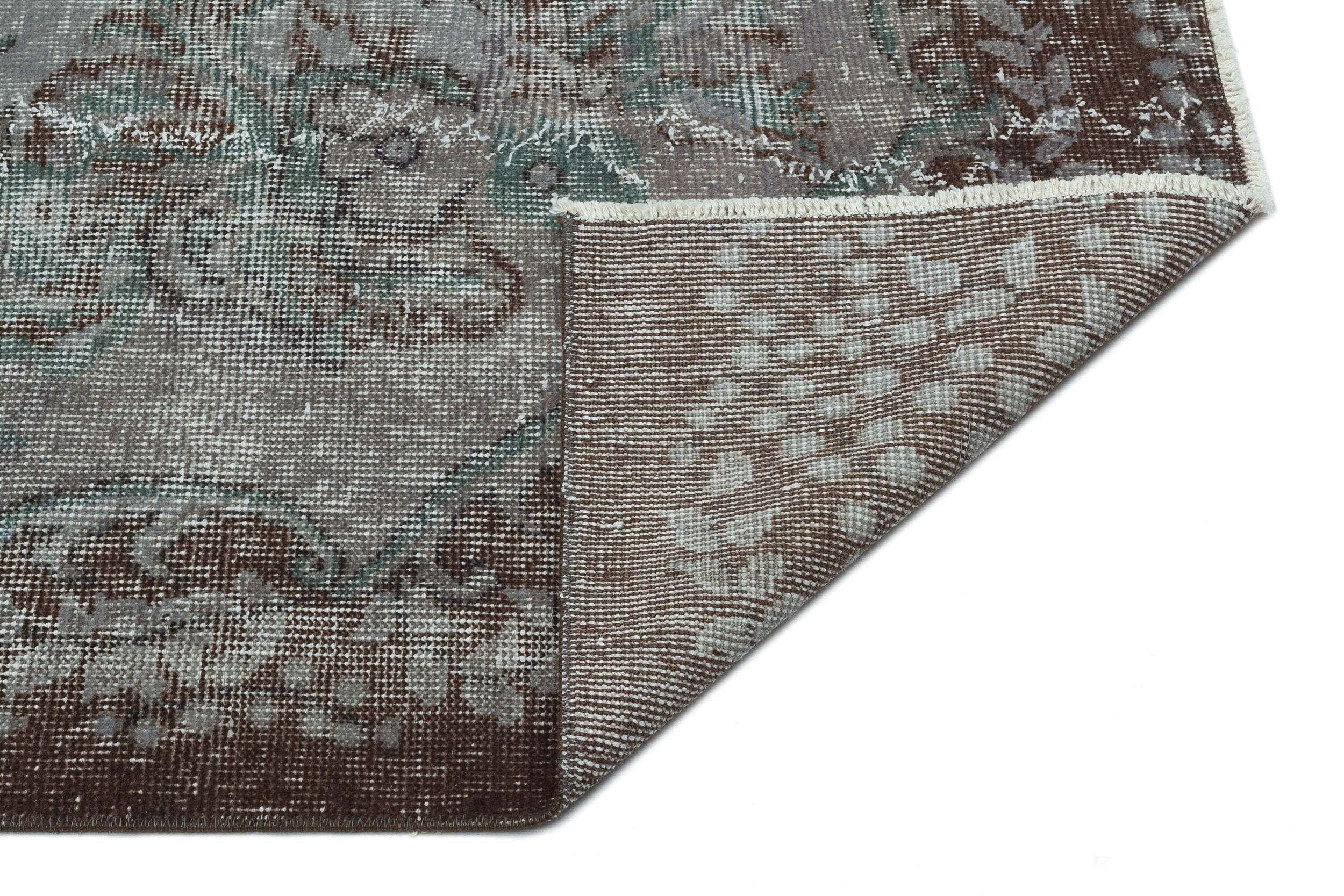 Bruar - Vintage Distressed Rug - 5'7 X 10'0