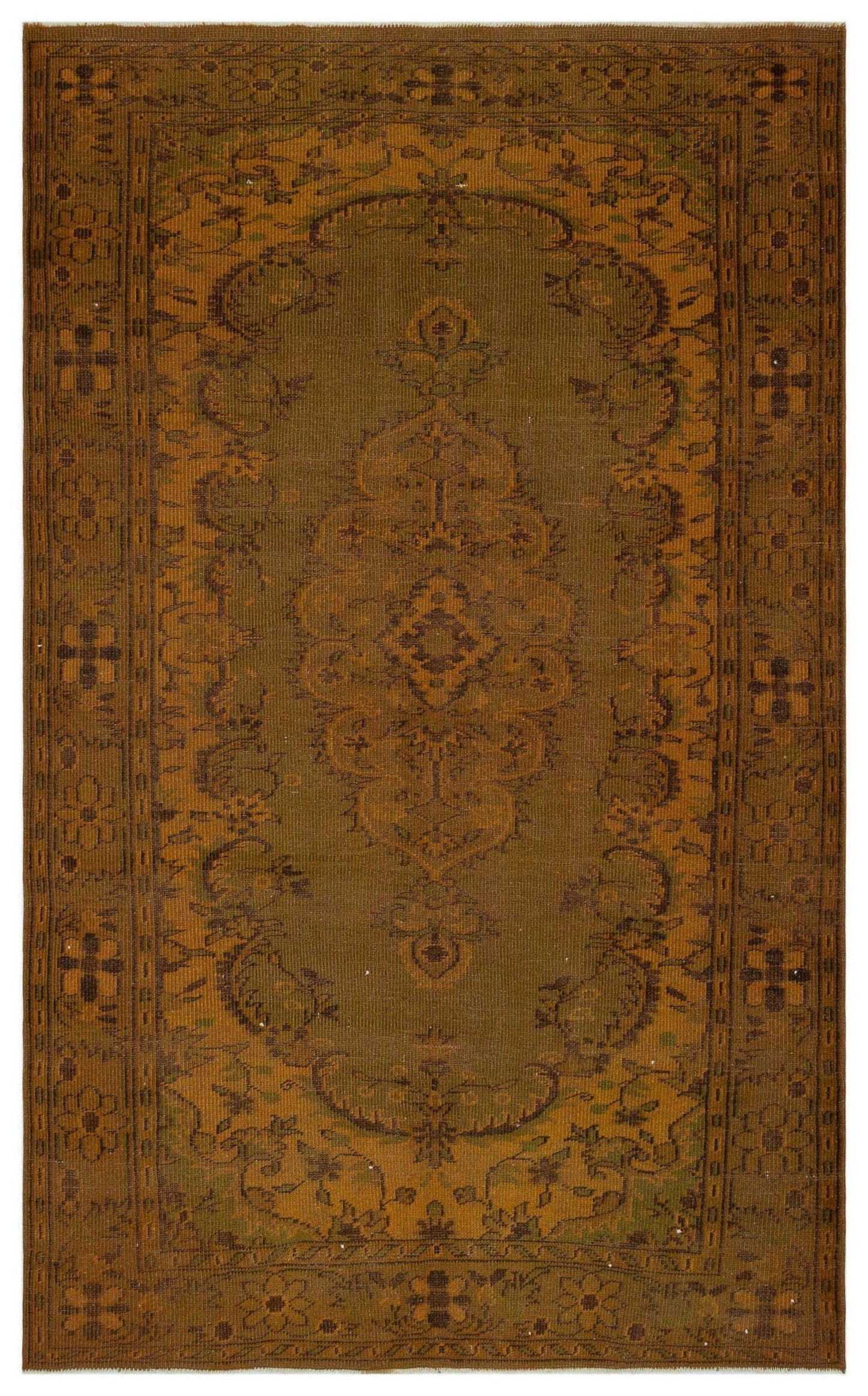 Behaus - Vintage Medallion Rug - 5'8 X 9'4
