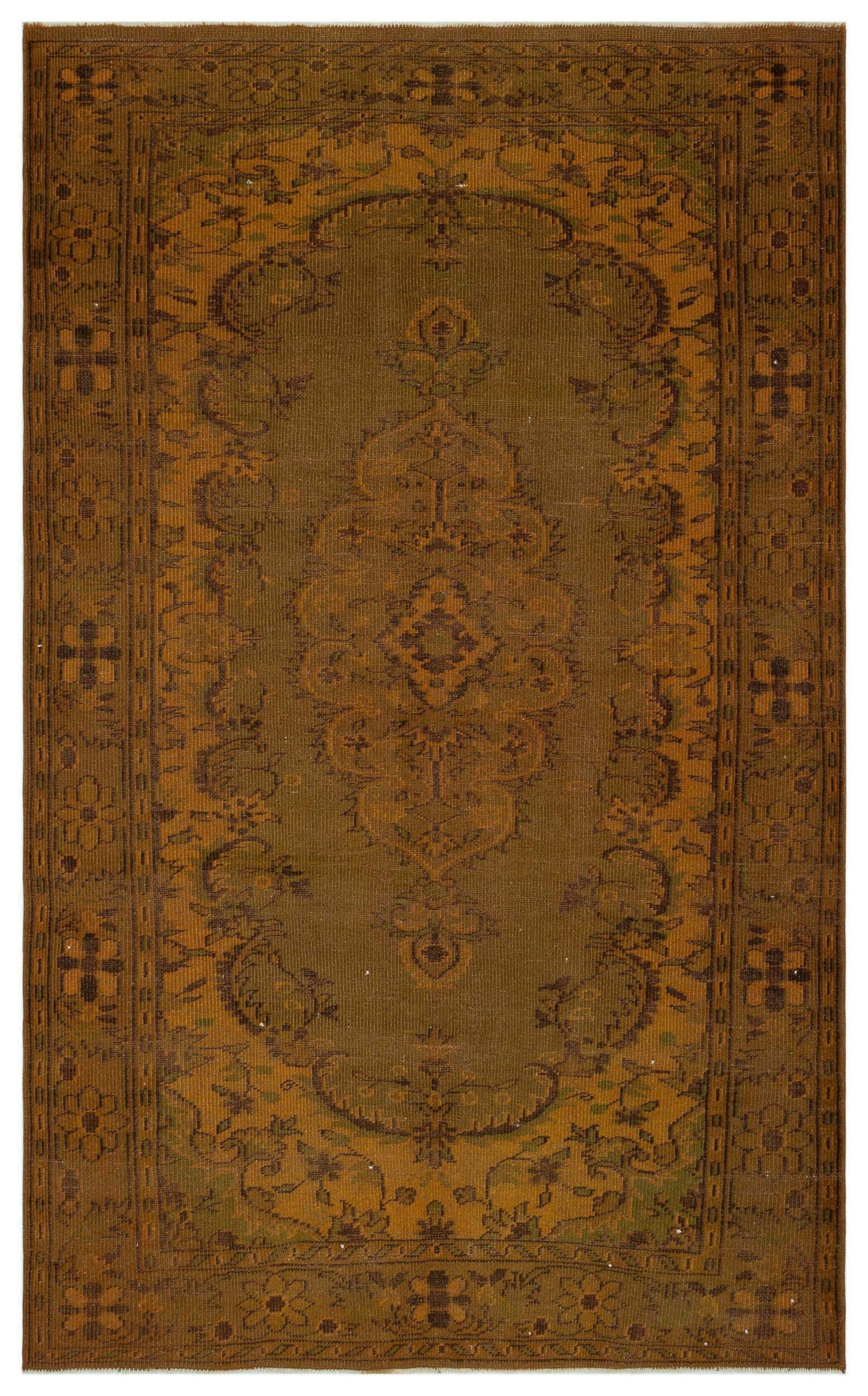 Behaus - Vintage Medallion Rug - 5'8 X 9'4