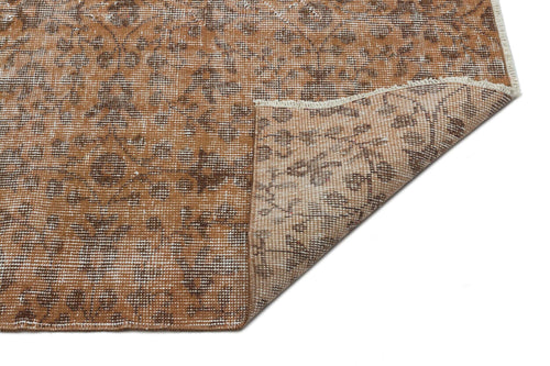 Load image 1 in gallery view. Traluan - Vintage Distressed Rug - 5'10 X 9'7