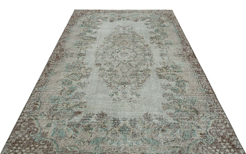 Load image 1 in gallery view. Rageen - Vintage Medallion Rug - 5'9 X 8'10