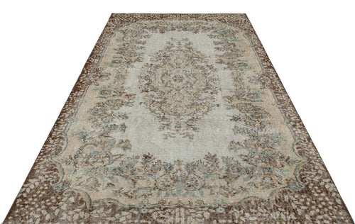 Load image 1 in gallery view. Blehema - Vintage Medallion Rug - 5'10 X 9'1