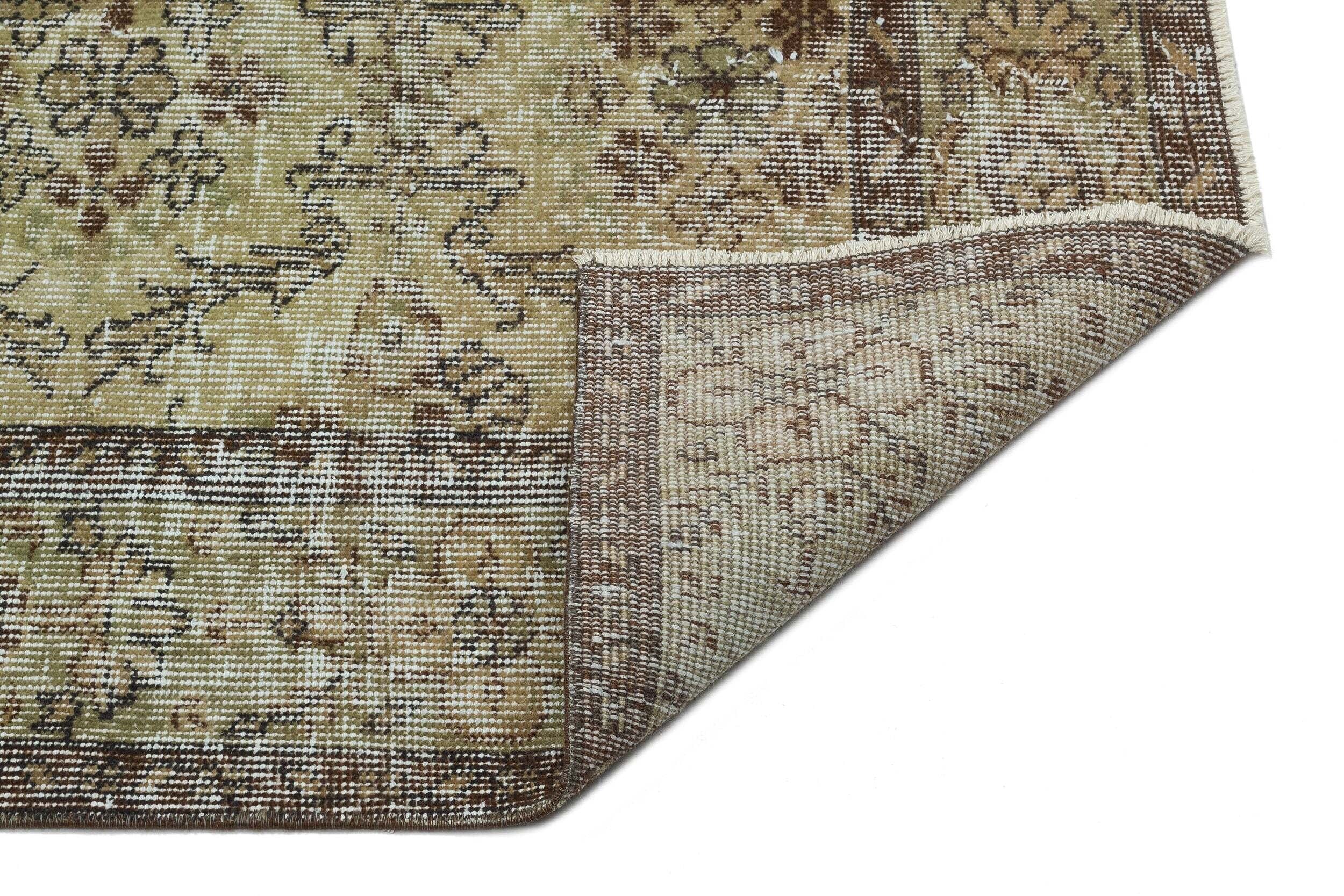 Bofara - Vintage Floral Rug - 5'1 X 8'8
