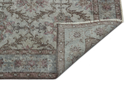Load image 1 in gallery view. Pahias - Vintage Floral Rug - 5'3 X 9'0