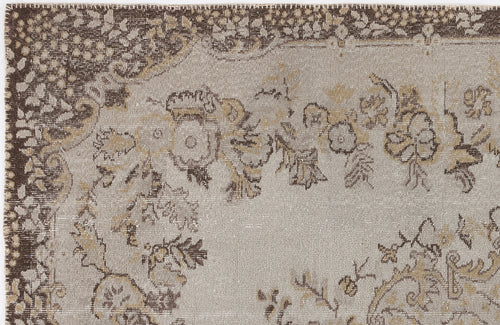 Load image 1 in gallery view. Flaunosa - Vintage Medallion Rug - 6'1 X 9'8