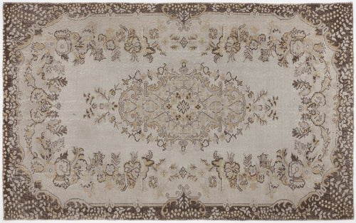 Load image 1 in gallery view. Flaunosa - Vintage Medallion Rug - 6'1 X 9'8