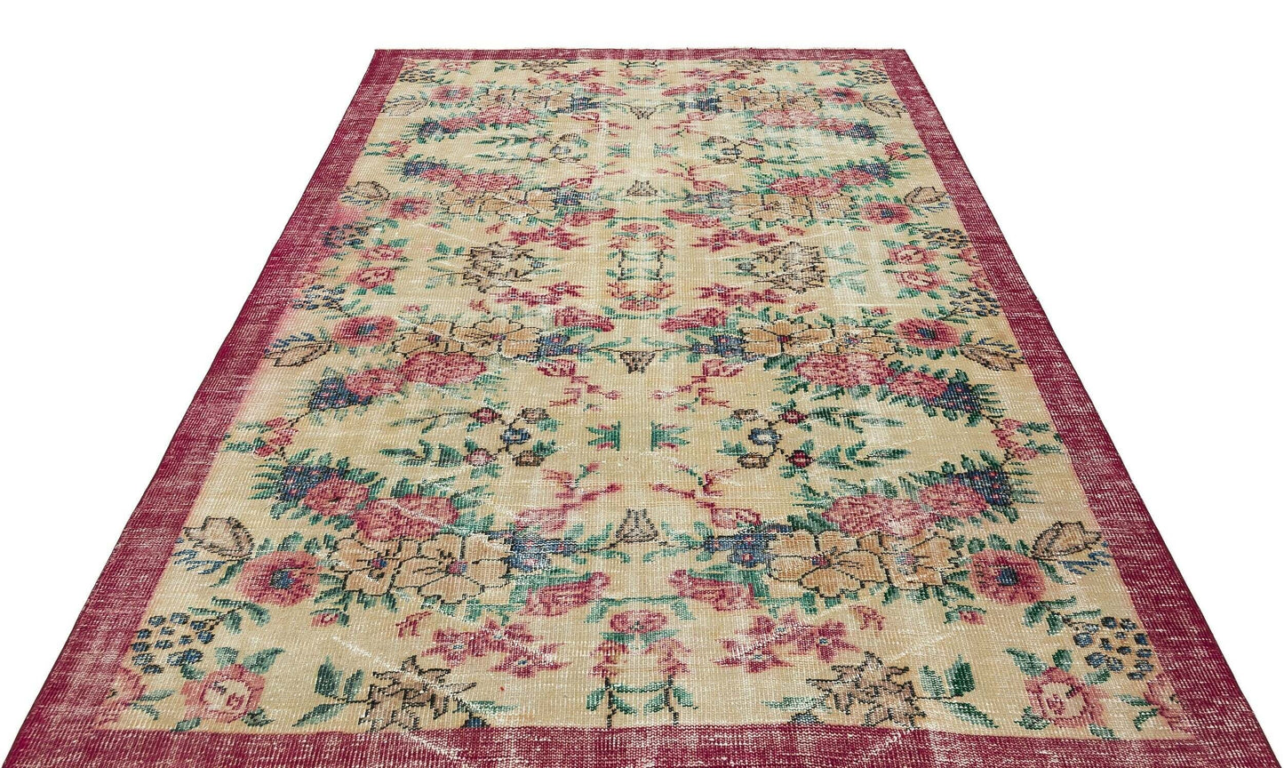 Frageex - Vintage Floral Rug - 6'0 X 9'1