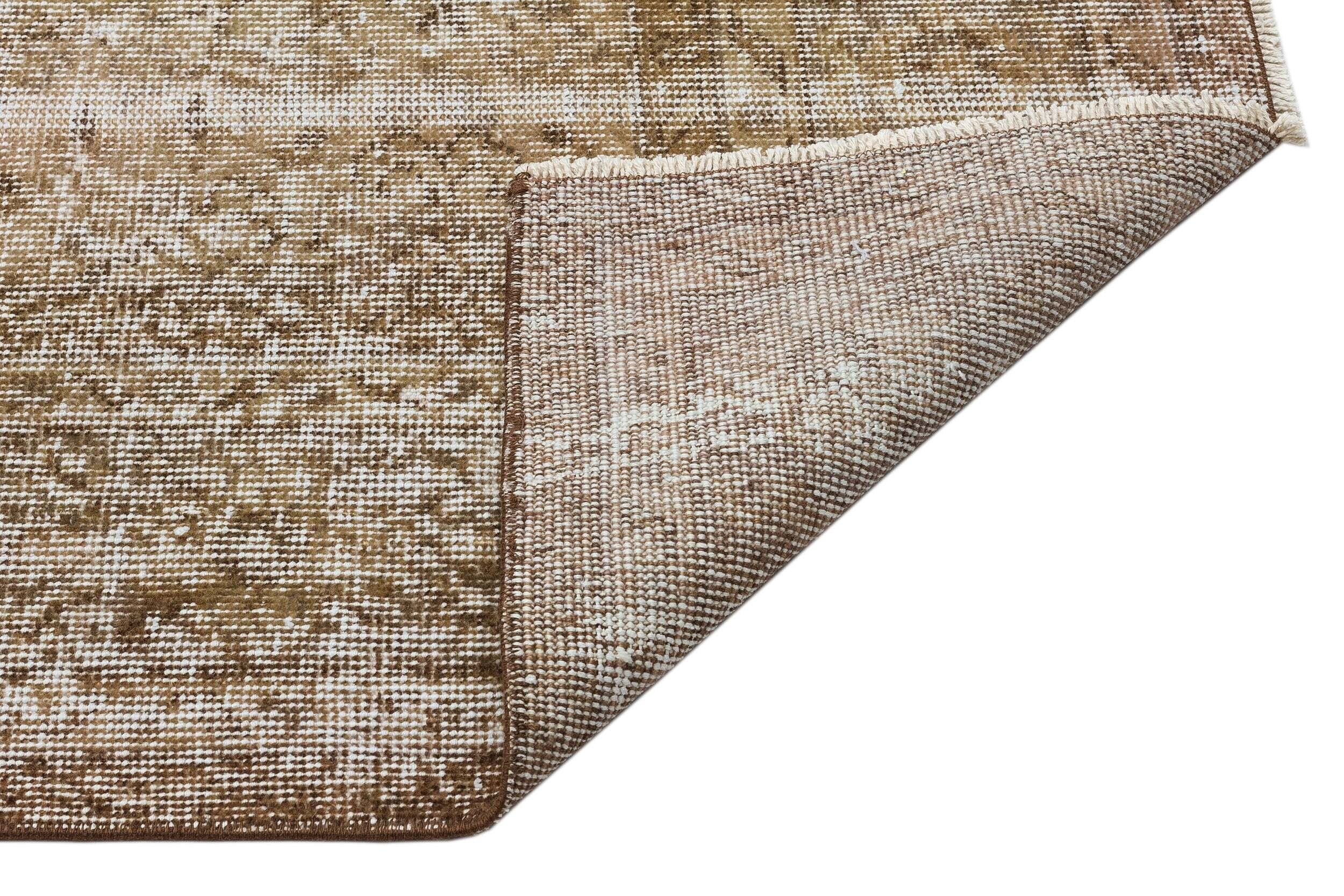 Shariil - Vintage Distressed Rug - 6'7 X 10'2