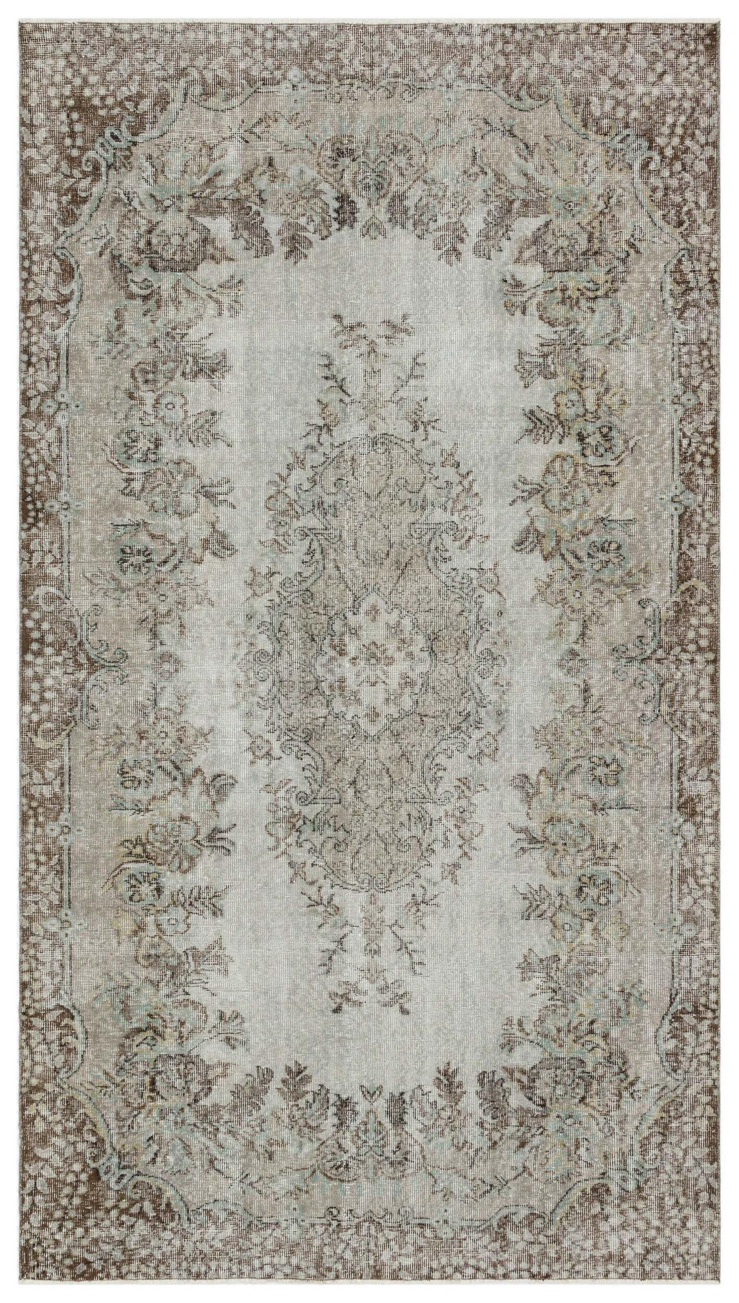 Glisa - Vintage Medallion Rug - 5'9 X 10'1