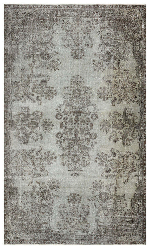 Load image 1 in gallery view. Nubail - Vintage Medallion Rug - 5'9 X 9'4