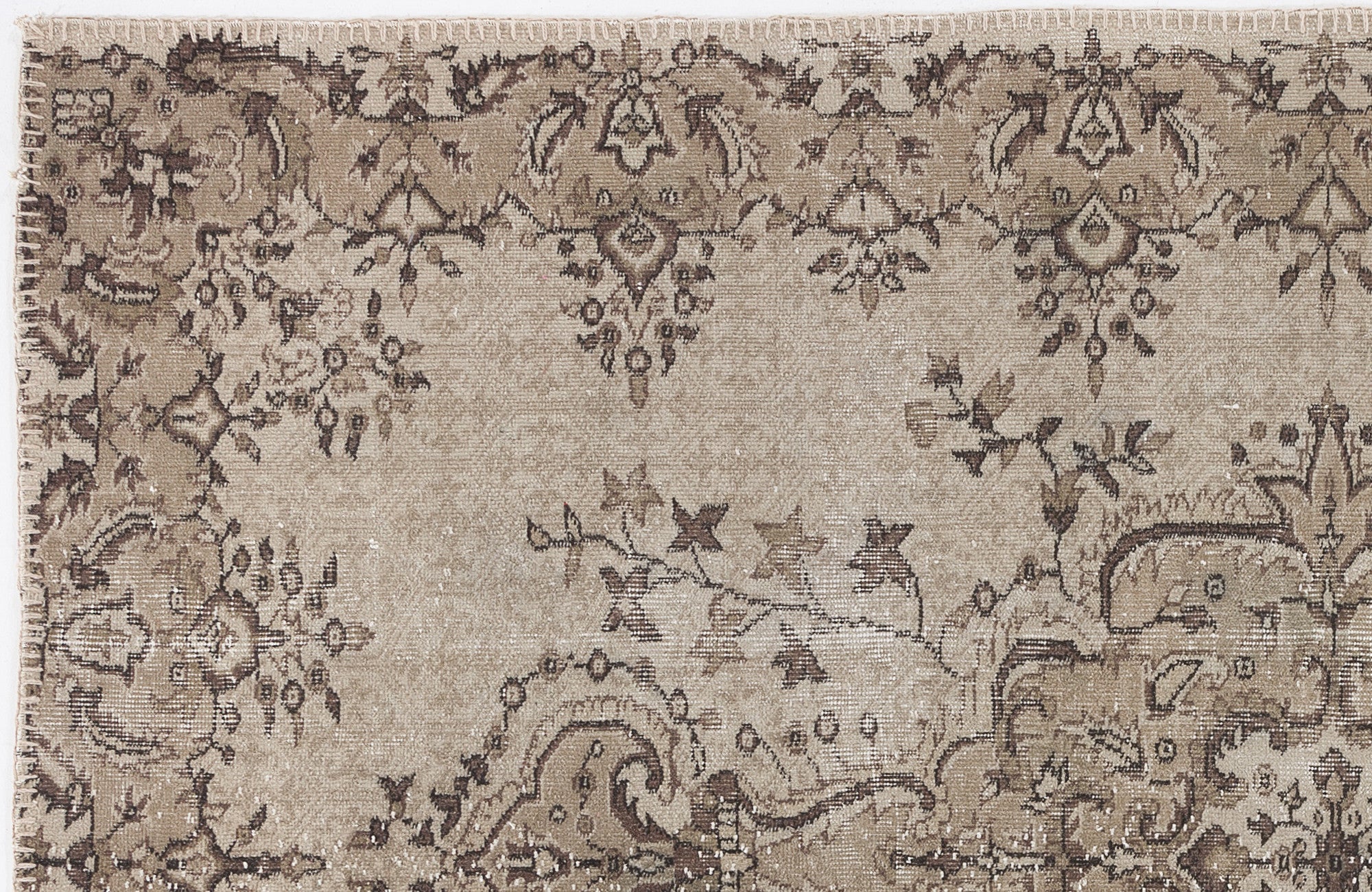 Maigeis - Vintage Medallion Rug - 5'9 X 8'10