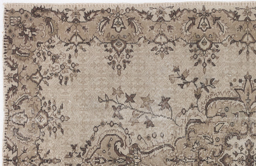 Load image 1 in gallery view. Maigeis - Vintage Medallion Rug - 5'9 X 8'10