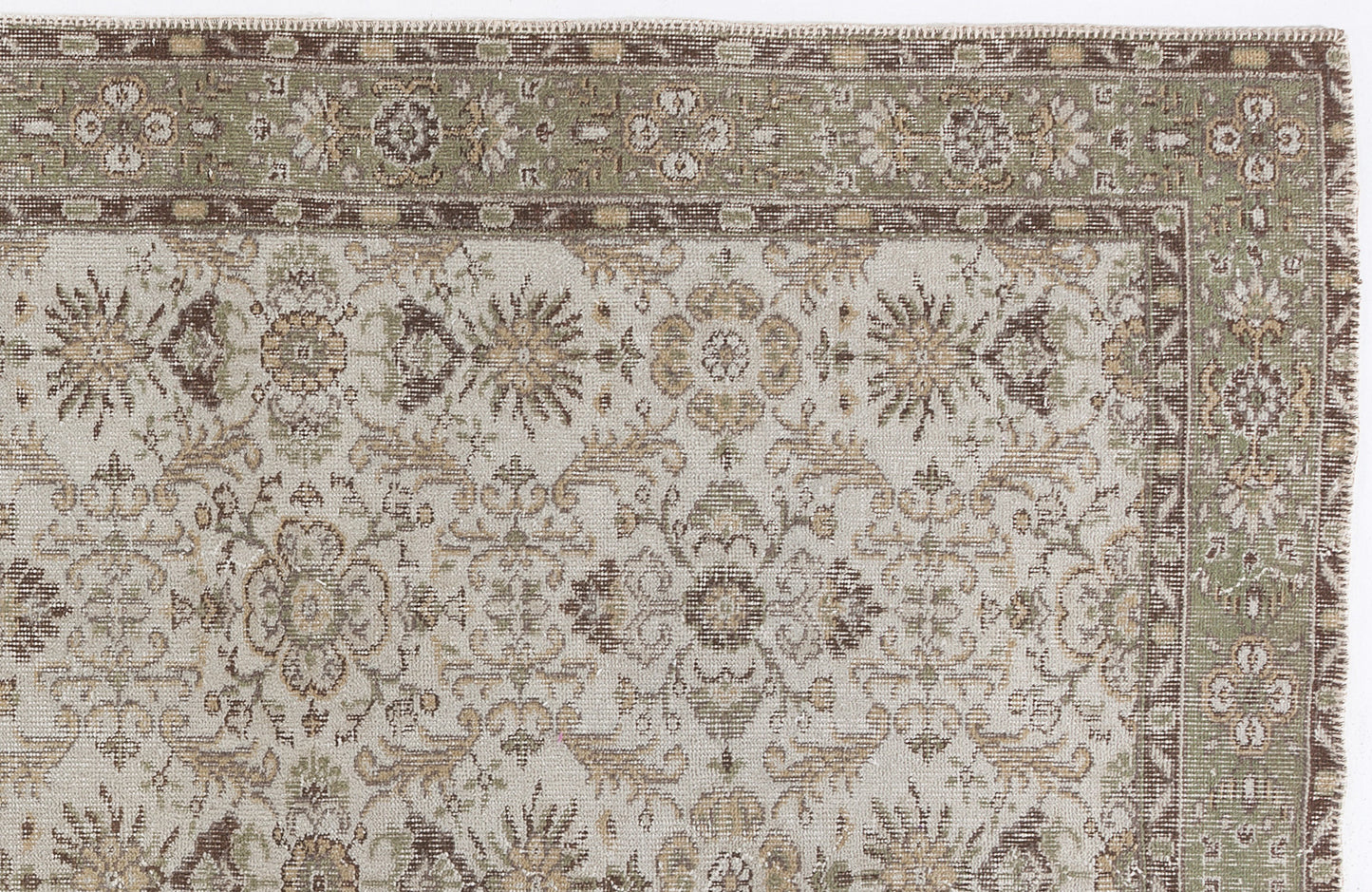 Druva - Vintage Floral Rug - 5'9 X 9'9