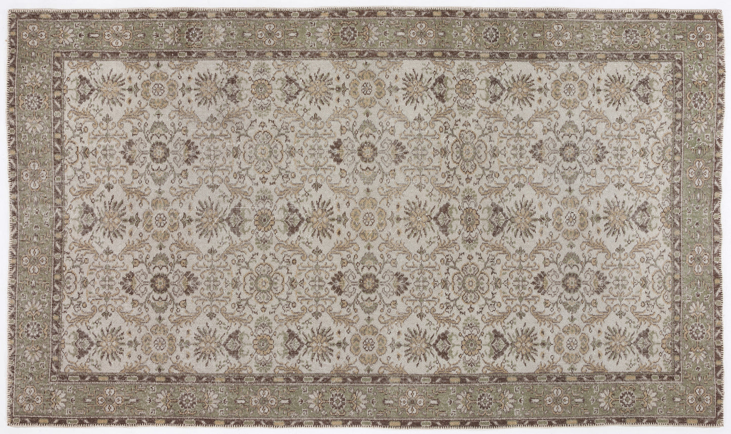 Druva - Vintage Floral Rug - 5'9 X 9'9
