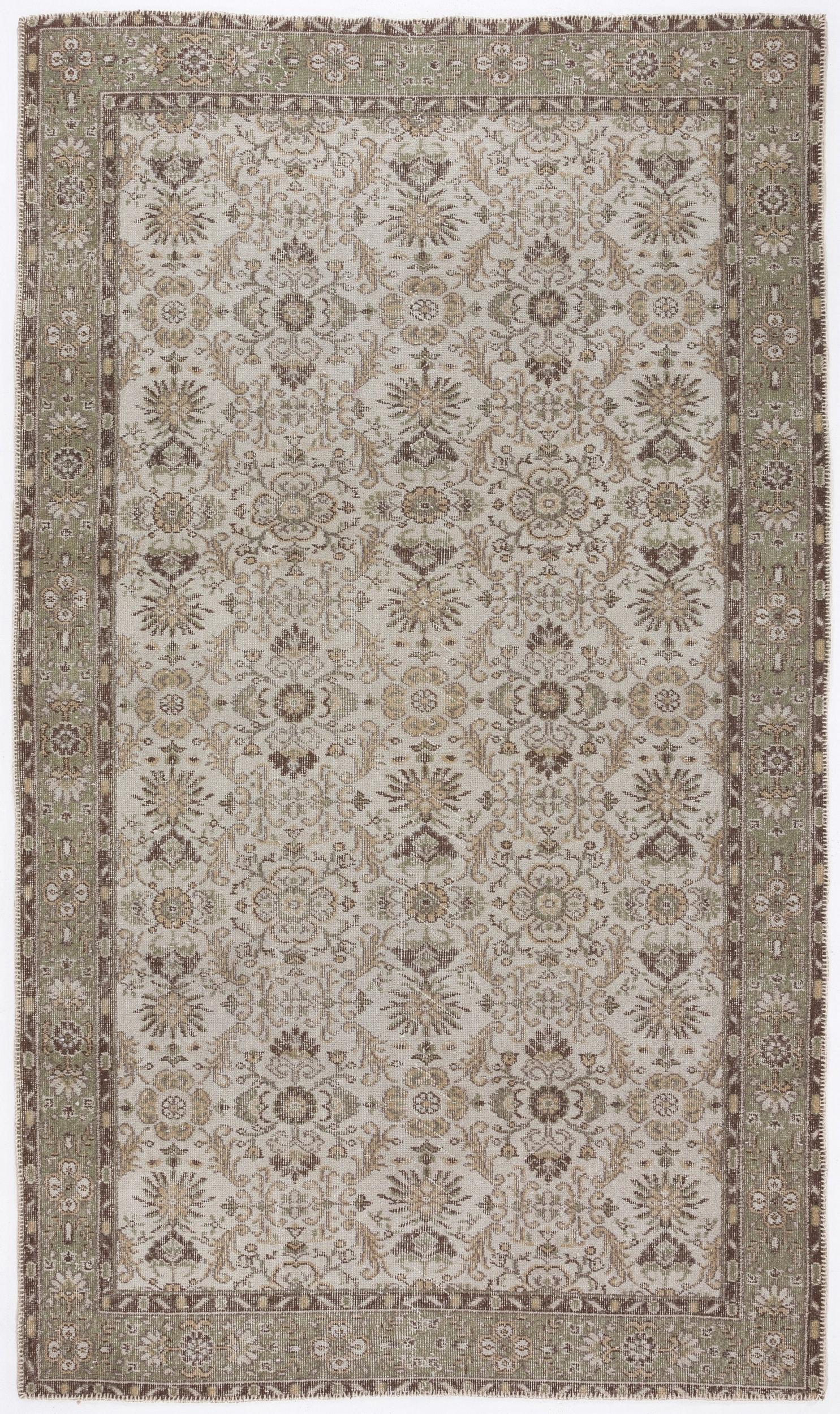 Druva - Vintage Floral Rug - 5'9 X 9'9
