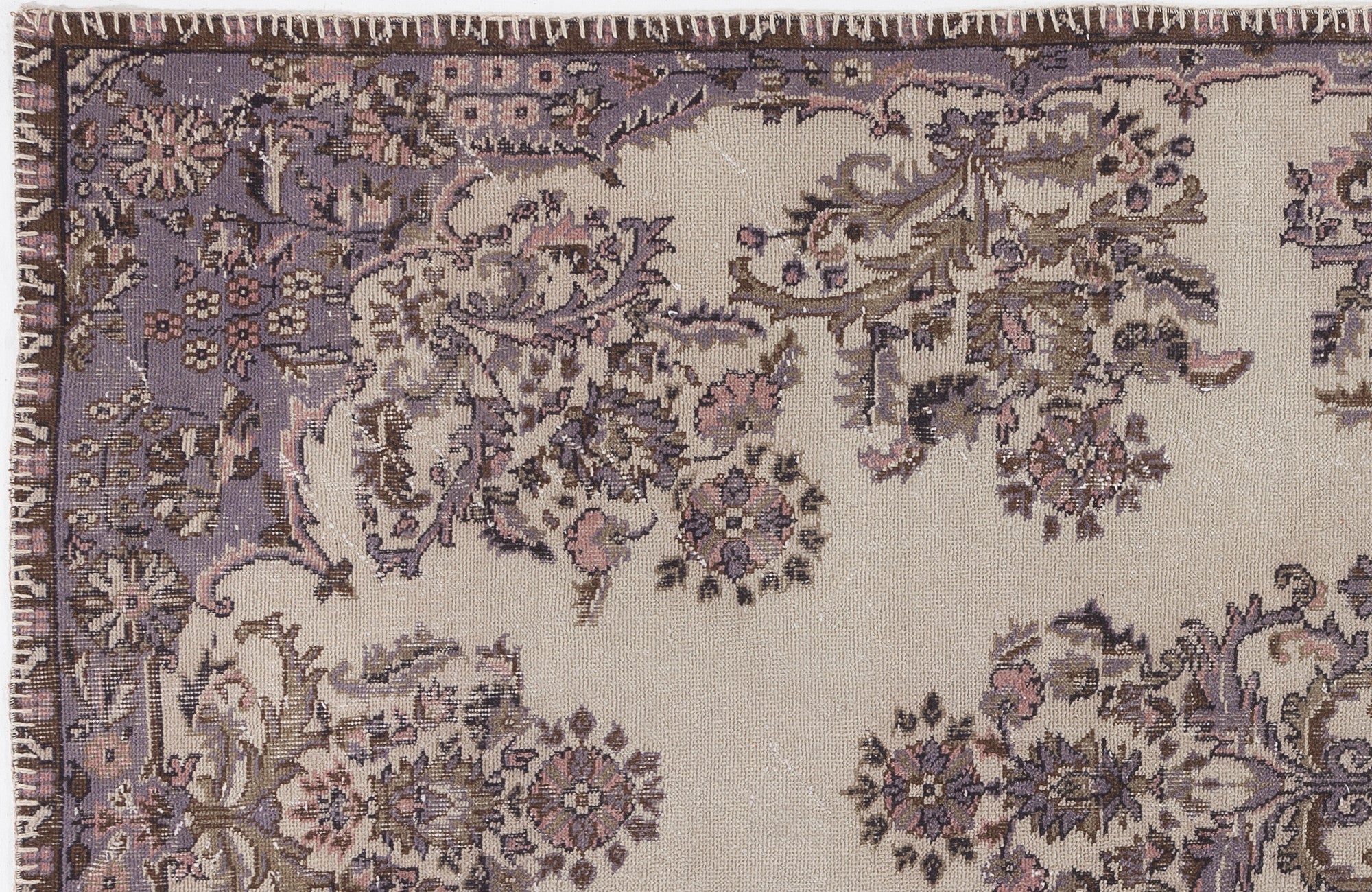 Dobala - Vintage Medallion Rug - 5'7 X 9'6