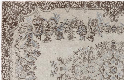 Load image 1 in gallery view. Glepiex - Vintage Medallion Rug - 5'8 X 9'4