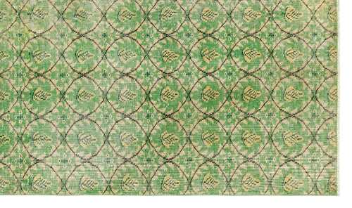 Load image 1 in gallery view. Cretail - Vintage Floral Rug - 4'11 X 8'6
