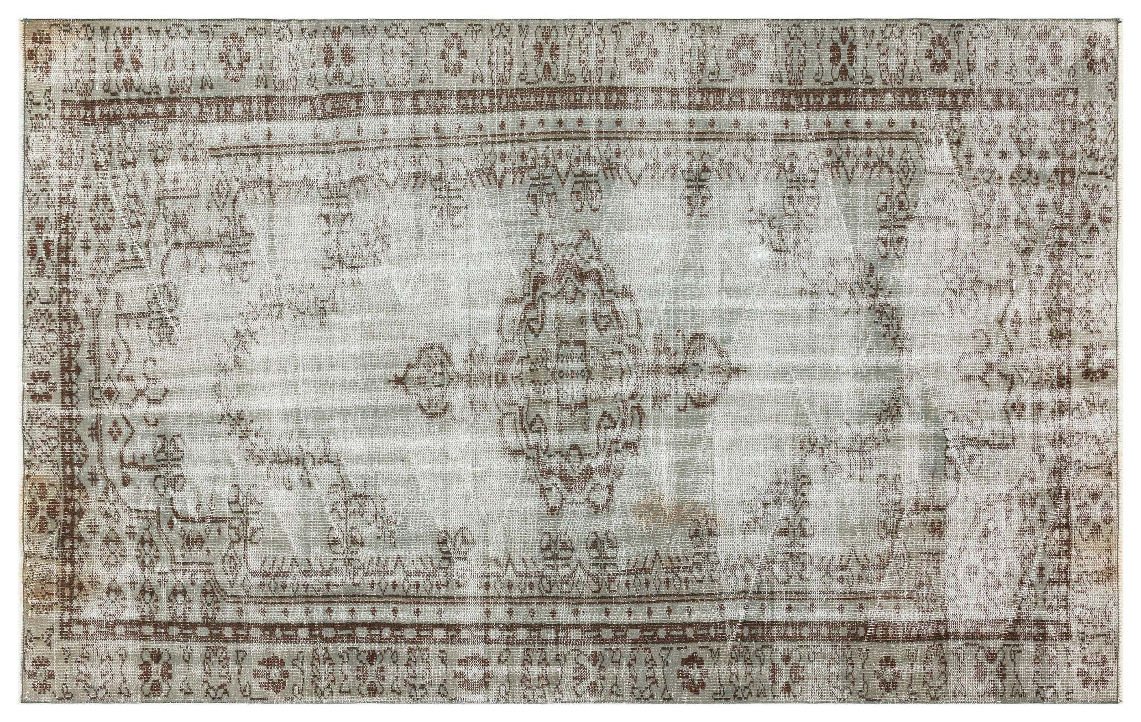 Miapusa - Vintage Distressed Rug - 5'7 X 8'10