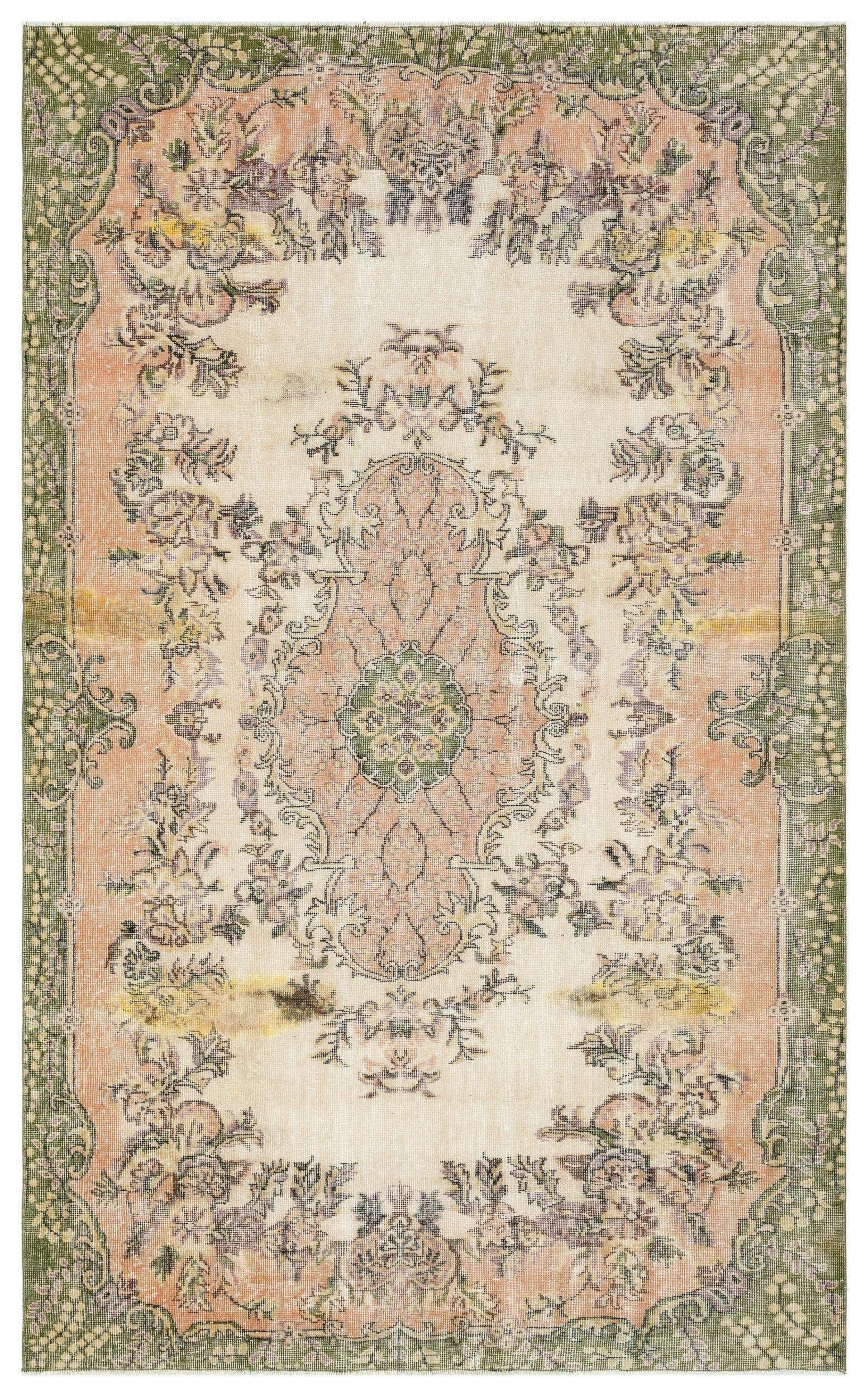 Craemuya - Vintage Medallion Rug - 5'10 X 9'8