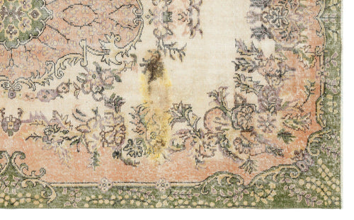 Load image 1 in gallery view. Craemuya - Vintage Medallion Rug - 5'10 X 9'8