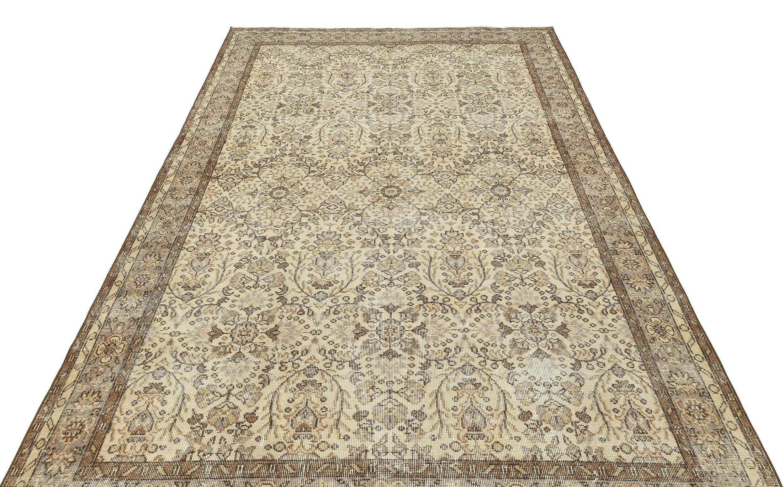Tivior - Vintage Distressed Rug - 6'1 X 9'9