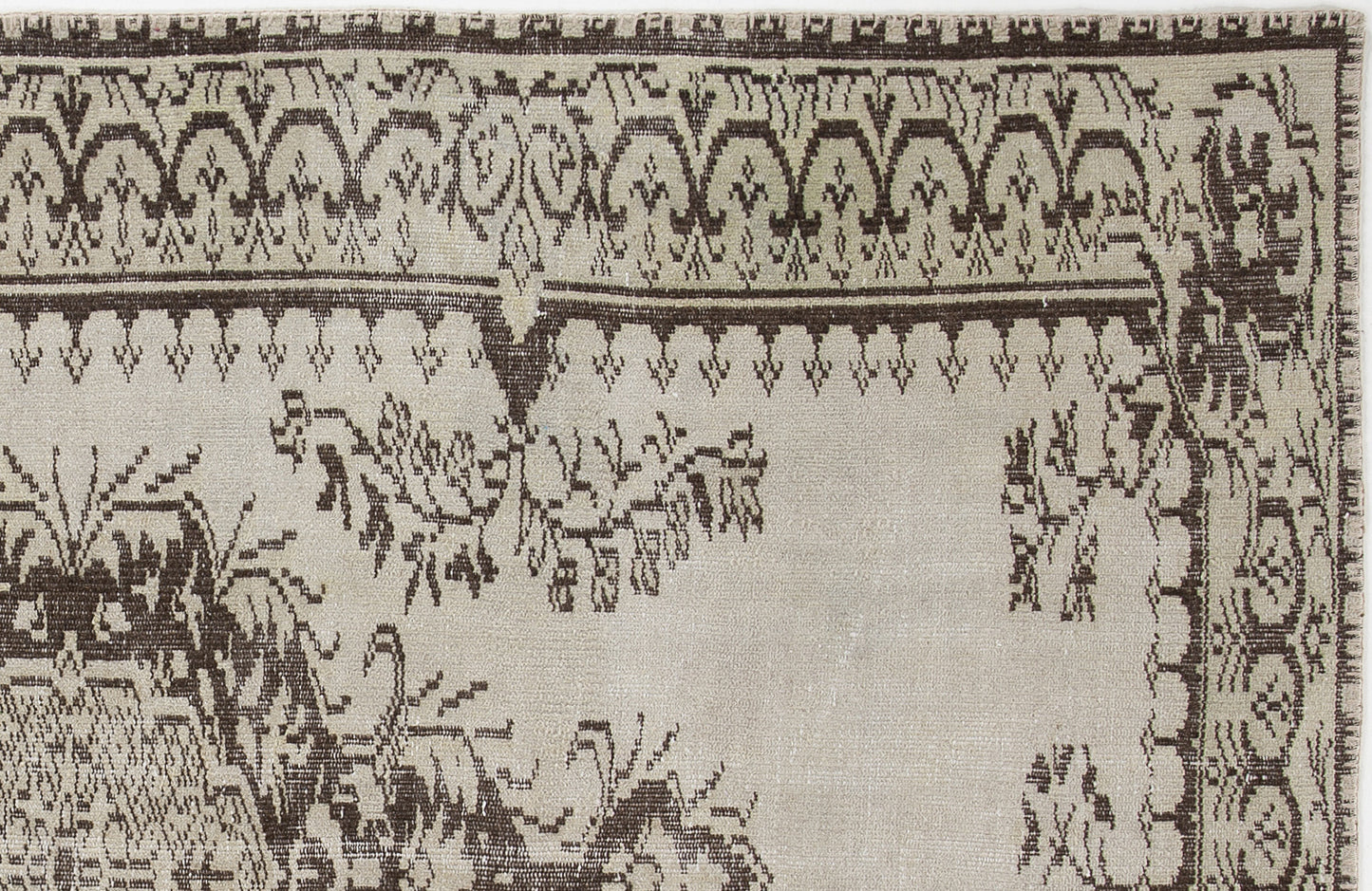 Piohova - Vintage Medallion Rug - 5'1 X 8'1
