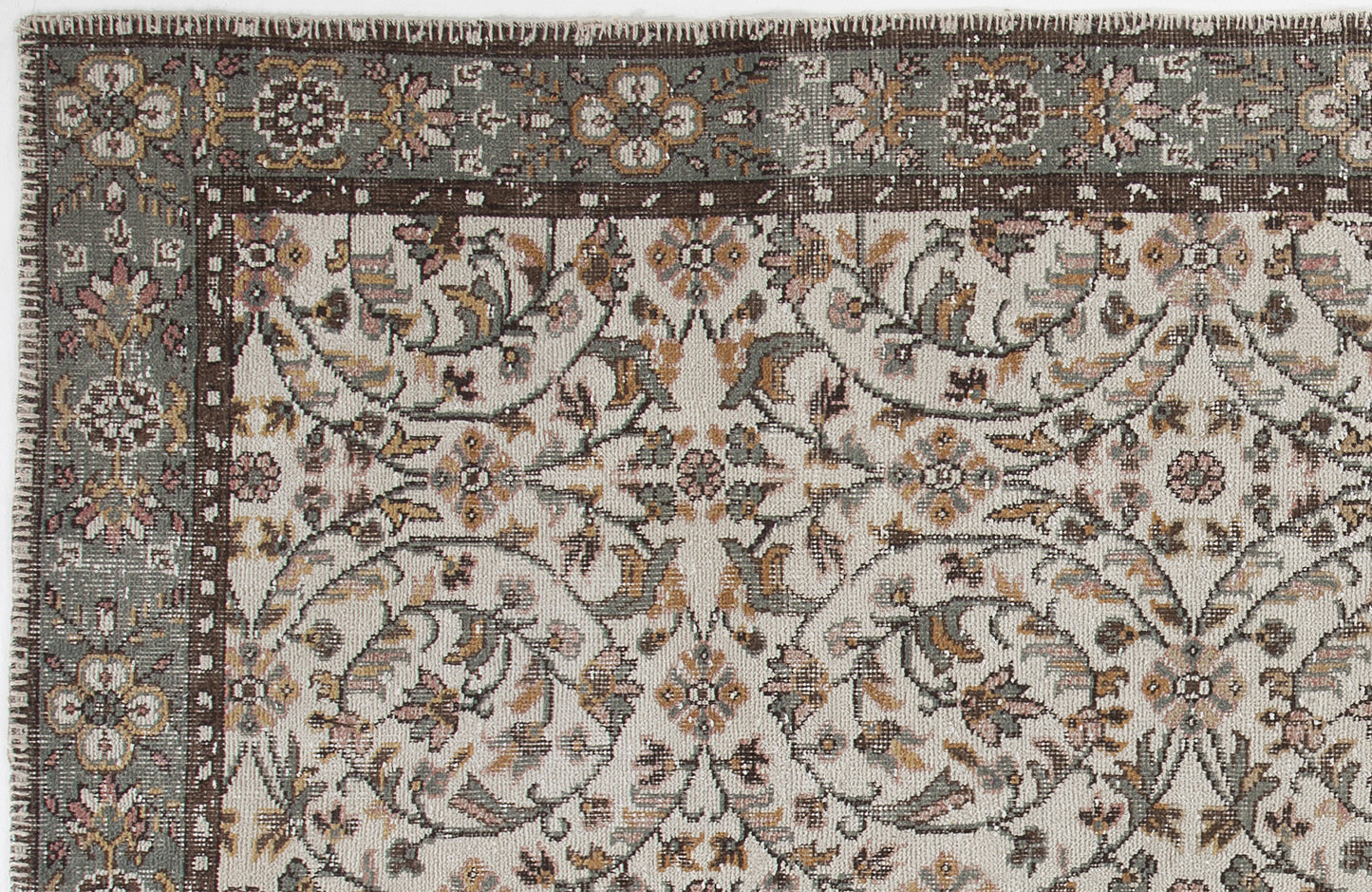 Zabuya - Vintage Floral Rug - 5'7 X 9'8