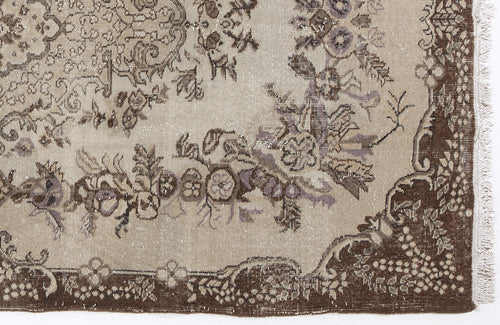 Load image 1 in gallery view. Mabana - Vintage Medallion Rug - 5'7 X 9'7