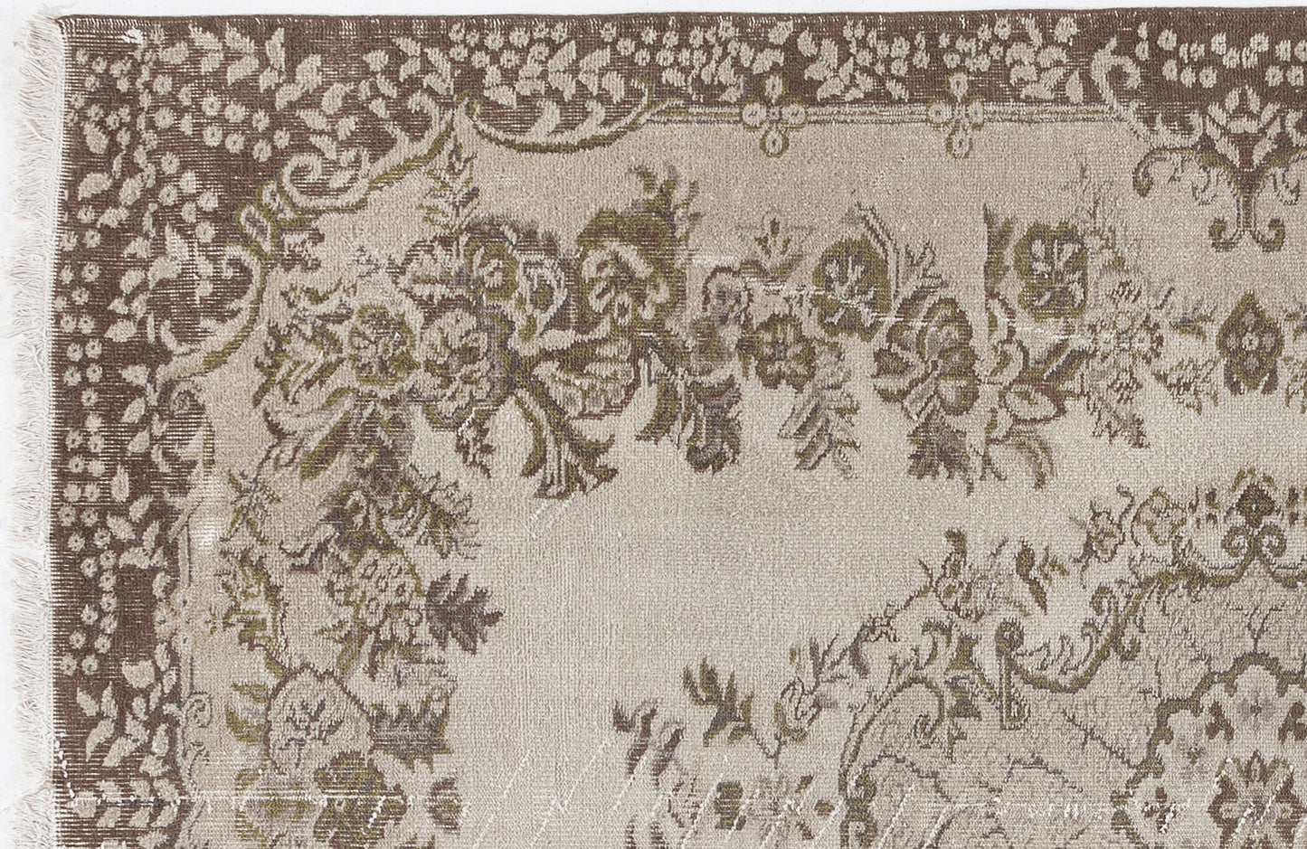 Movuor - Vintage Medallion Rug - 5'10 X 9'1