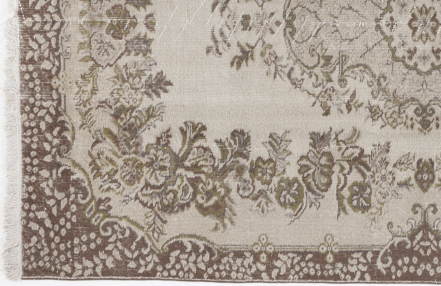 Movuor - Vintage Medallion Rug - 5'10 X 9'1