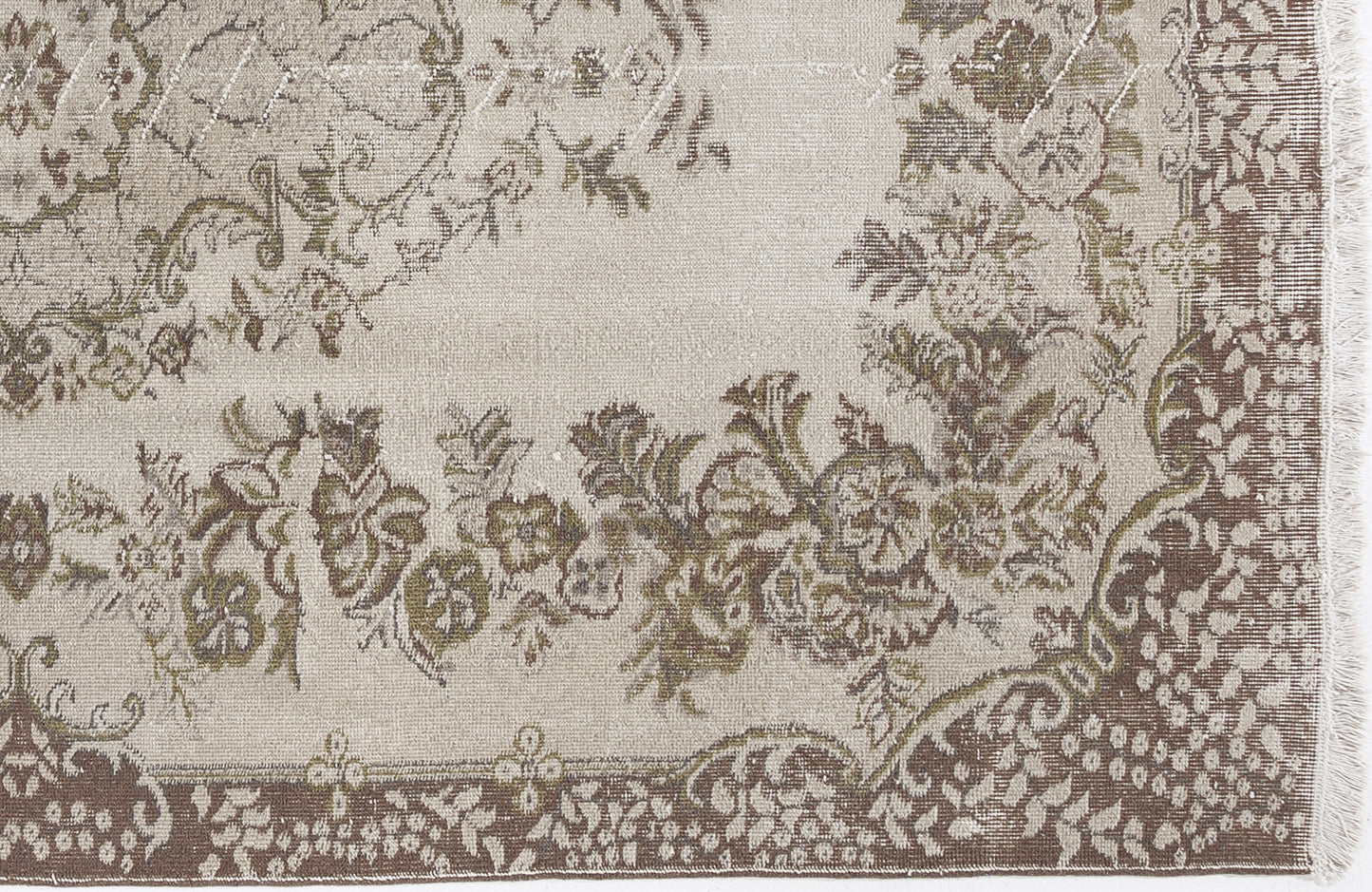 Movuor - Vintage Medallion Rug - 5'10 X 9'1