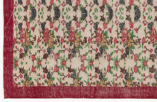 Load image 1 in gallery view. Veahuix - Vintage Floral Rug - 5'3 X 8'8