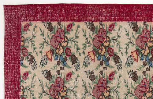 Load image 1 in gallery view. Lekail - Vintage Floral Rug - 5'9 X 10'0