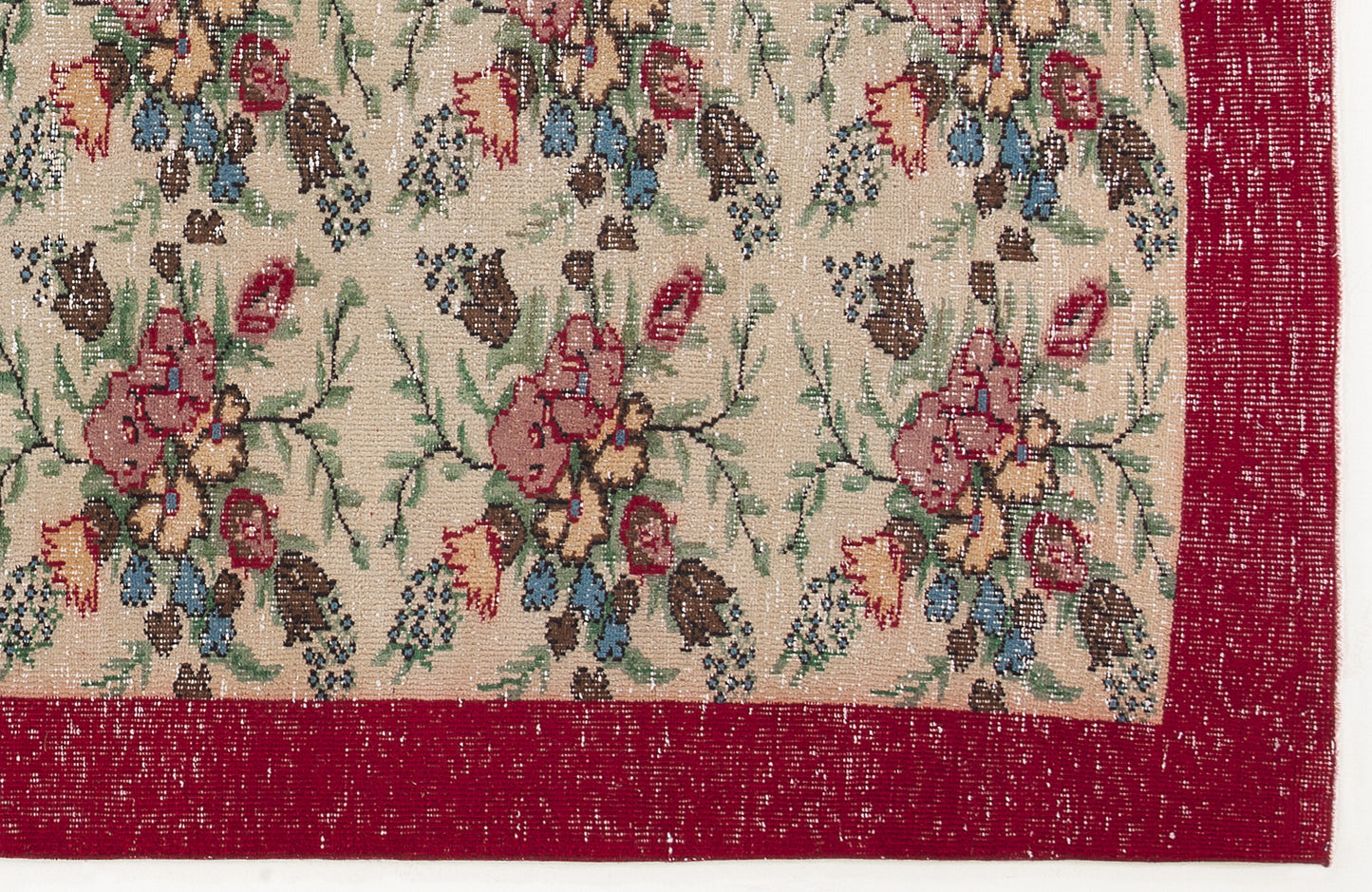 Lekail - Vintage Floral Rug - 5'9 X 10'0