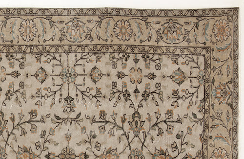 Load image 1 in gallery view. Lelura - Vintage Floral Rug - 5'5 X 9'0