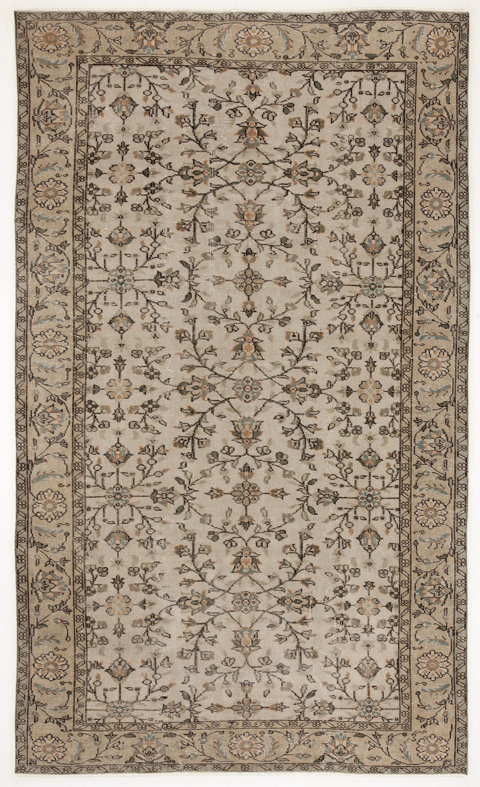 Lelura - Vintage Floral Rug - 5'5 X 9'0