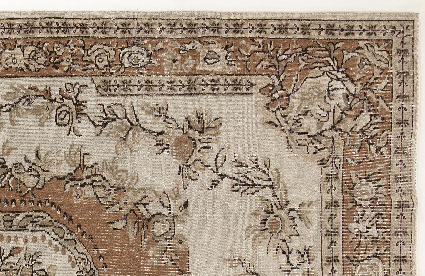 Temada - Vintage Medallion Rug - 6'2 X 9'10