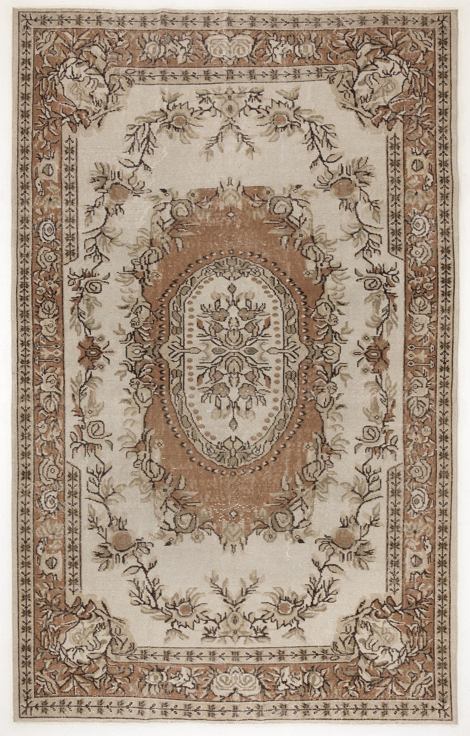 Temada - Vintage Medallion Rug - 6'2 X 9'10