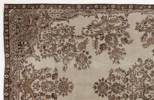 Load image 1 in gallery view. Gibion - Vintage Medallion Rug - 5'4 X 9'0