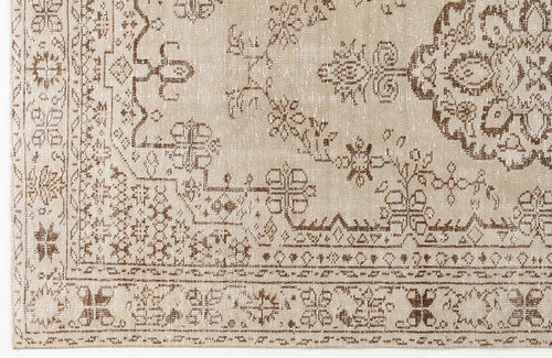 Load image 1 in gallery view. Kekera - Vintage Medallion Rug - 5'0 X 9'2