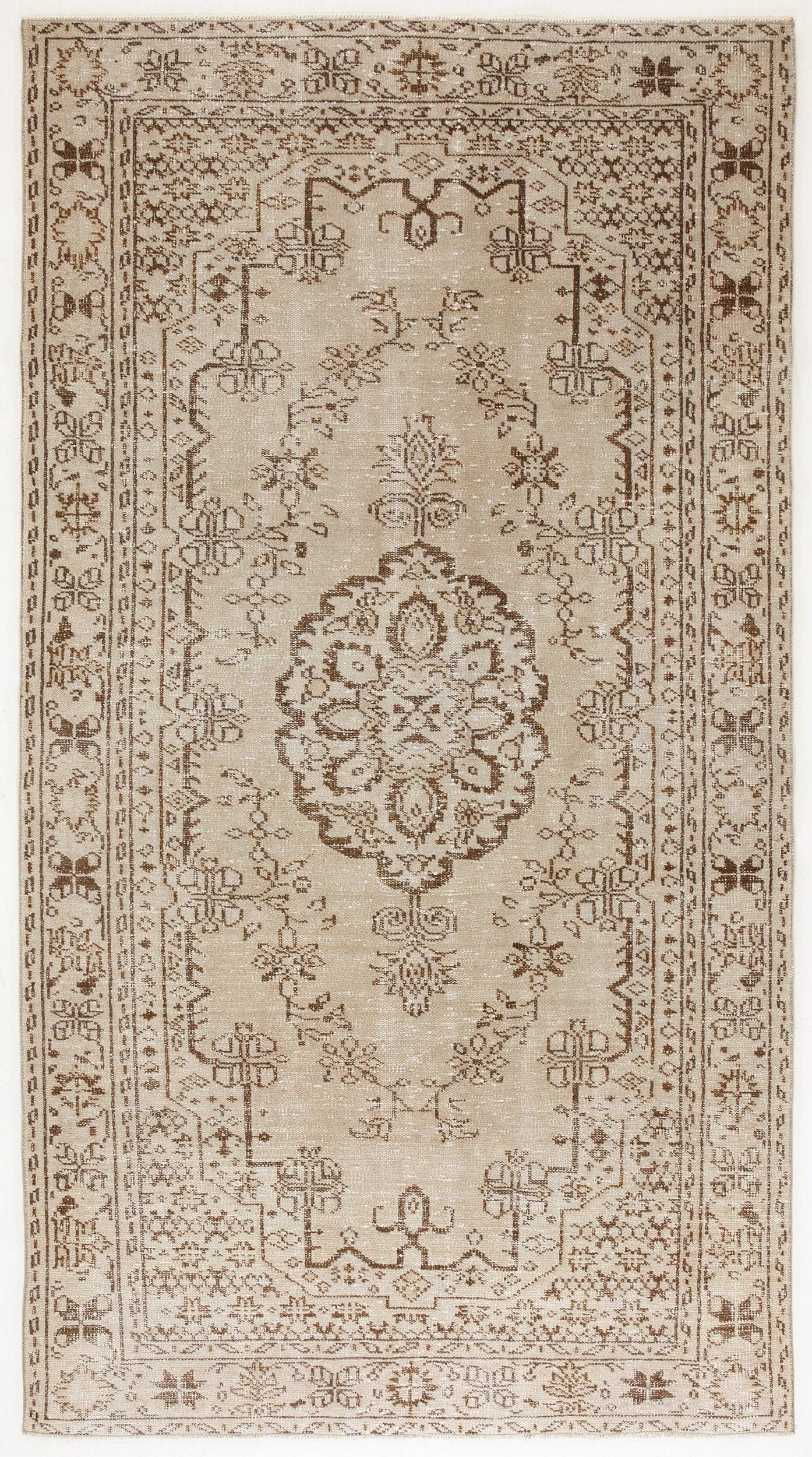 Kekera - Vintage Medallion Rug - 5'0 X 9'2