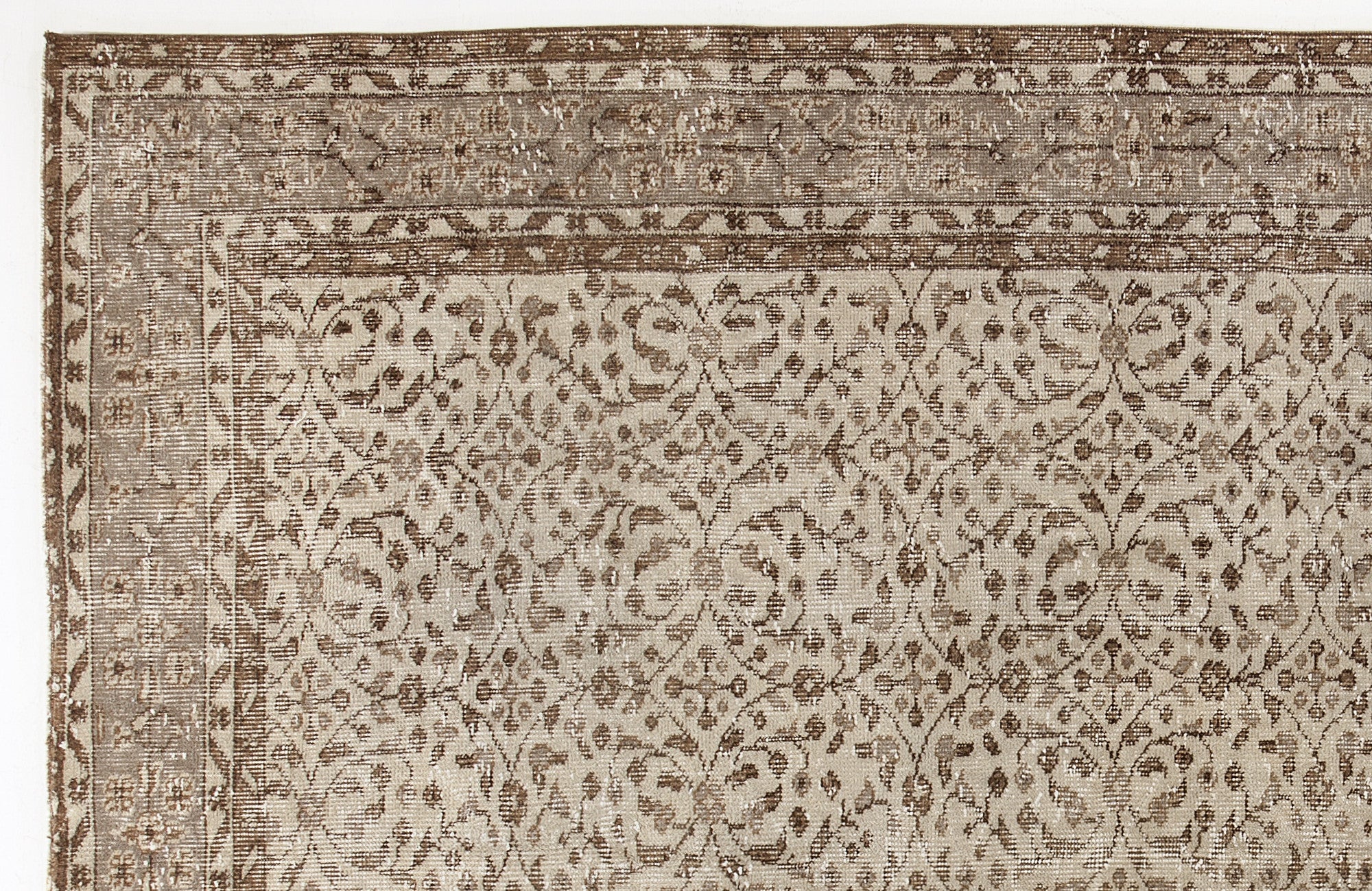 Kekaar - Vintage Floral Rug - 5'10 X 9'0