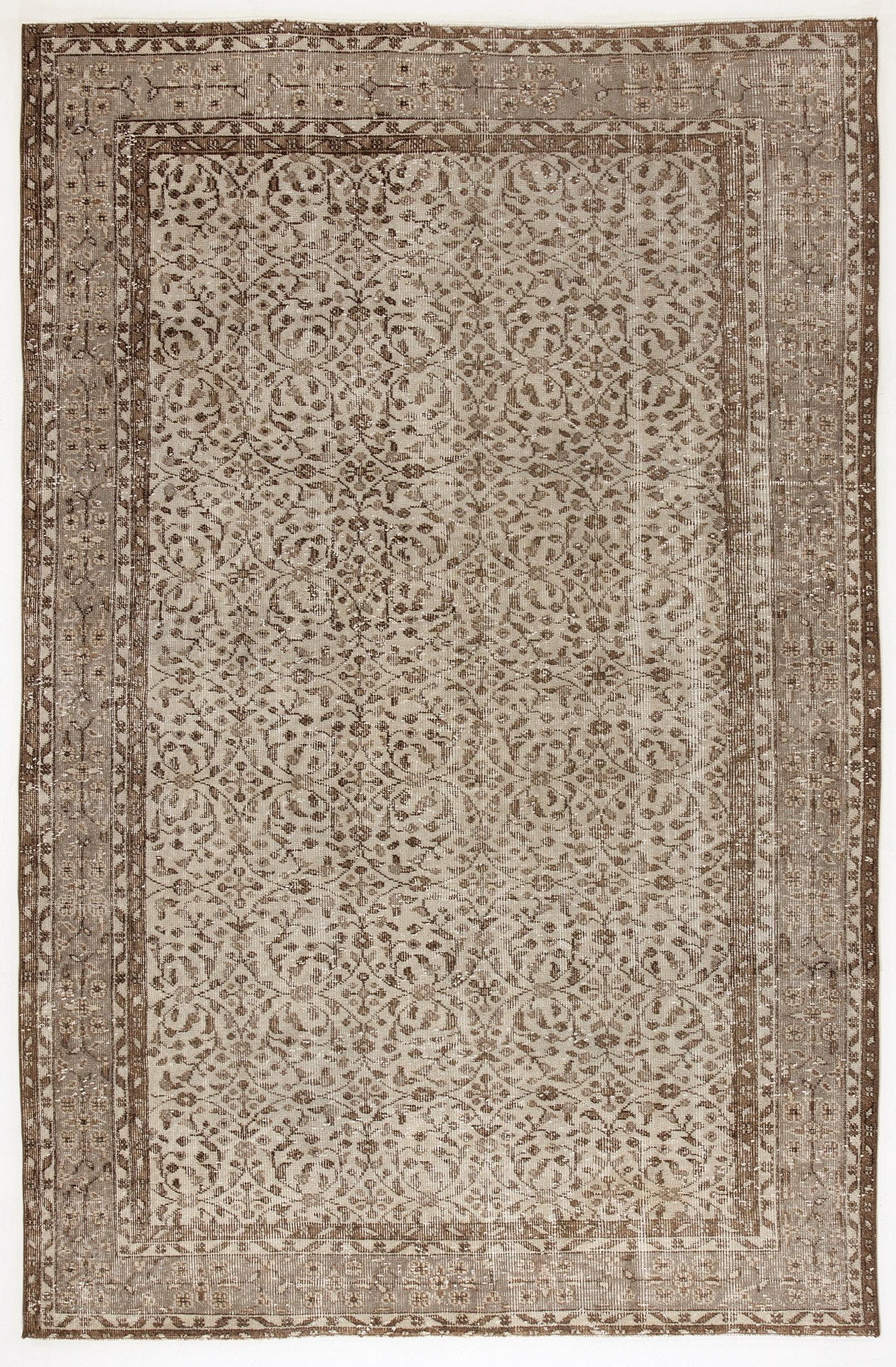 Kekaar - Vintage Floral Rug - 5'10 X 9'0